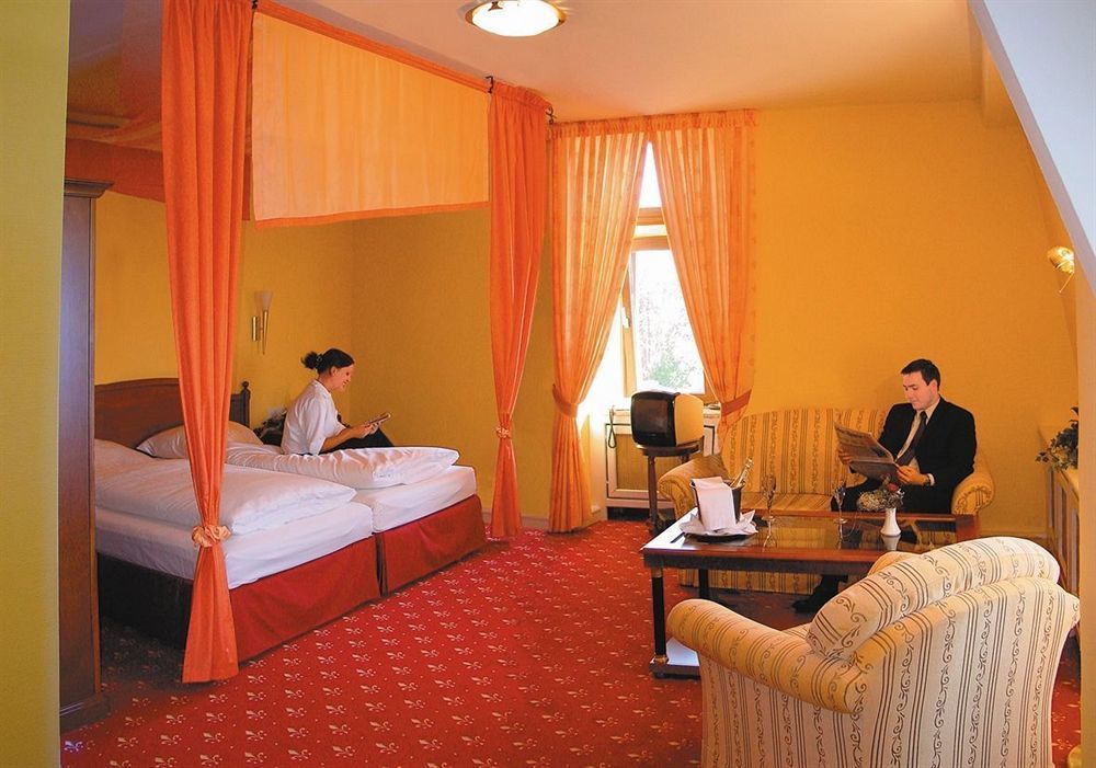 Burghotel Staufenberg Staufenberg (Hessen) Eksteriør billede